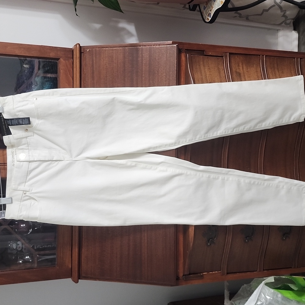 Chico's So Slimming White Ankle Pants
